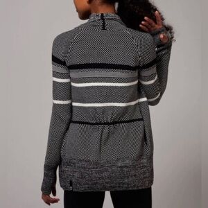 Ivivva by Lululemon Black and White Knit Wrap Sweater